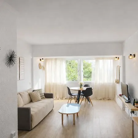 House Ii アパート セシンブラ