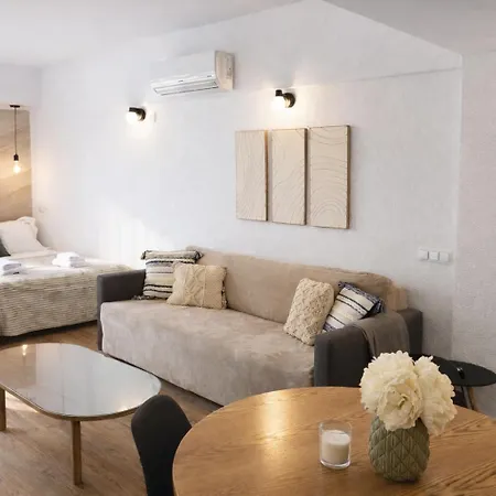 House Ii アパート セシンブラ