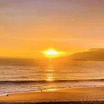 Beachfront - Direct Access