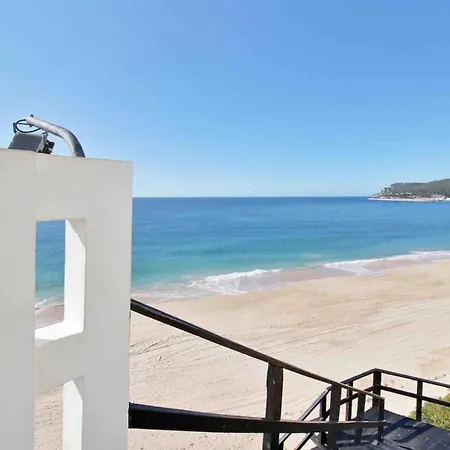Beachfront - Direct Access *